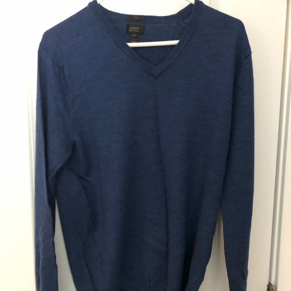 V neck sweater